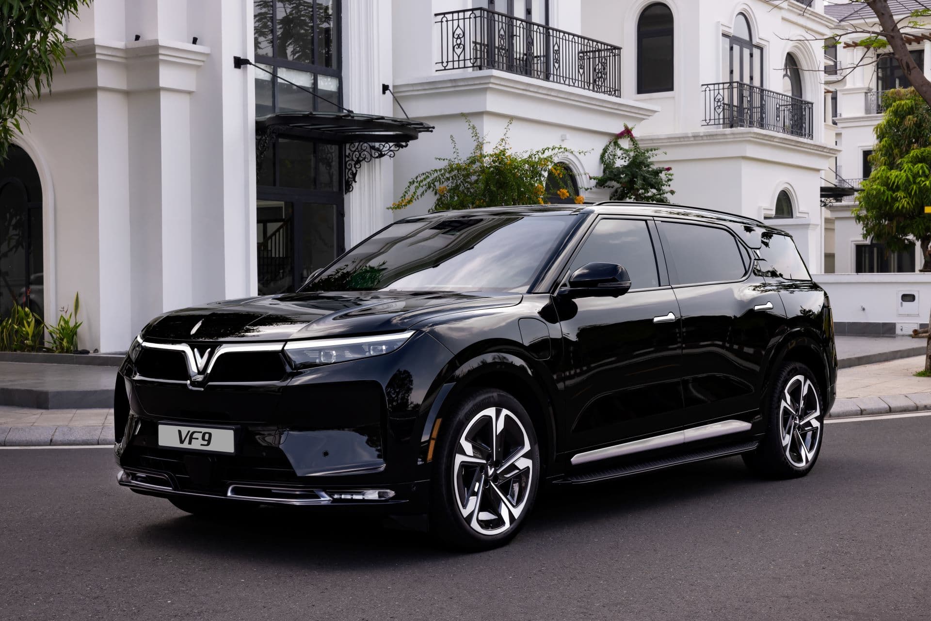 VinFast VF 9 2026: SUV điện Việt Nam có đủ sức cạnh tranh toàn cầu?